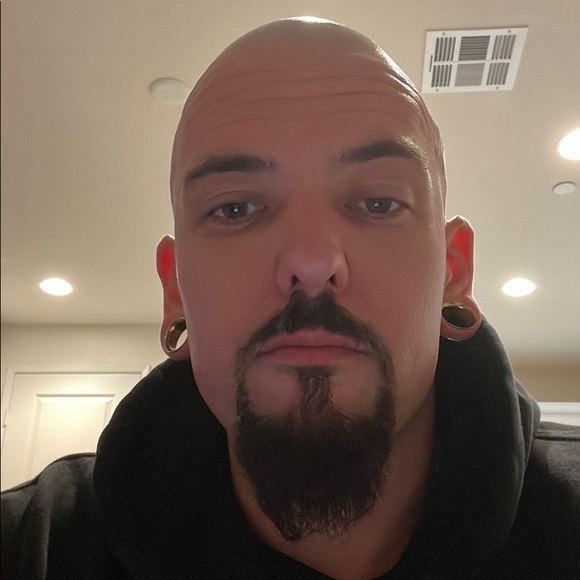 Meet your Posher, Kenneth - Picture 1 of 1